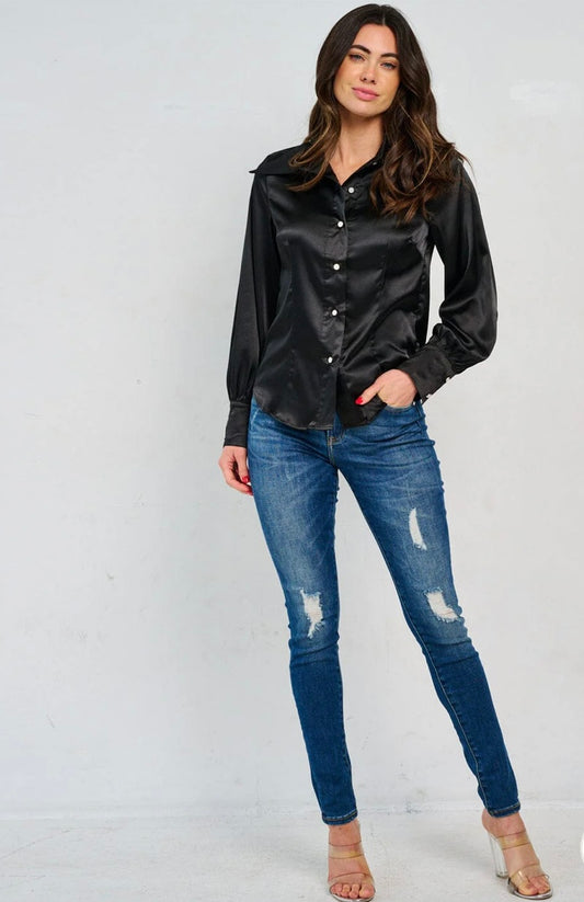 WOMEN'S LONG SLEEVE BUTTON CLOSURE SILK BLOUSE